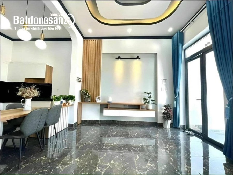 Bán nhà 1 trệt 1 lầu đầy đủ tiện nghi Đường Huỳnh Văn Nghệ