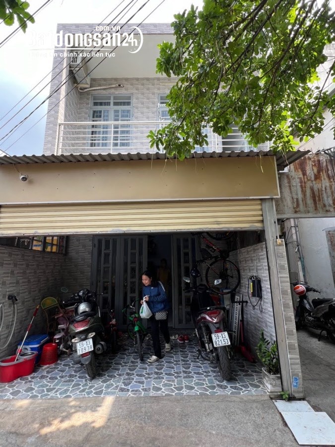 Nhà Hẻm đường Tam Châu 100m2, 2 tầng, sẵn 3 phòng trọ, giá tốt chỉ 4,5 tỉ