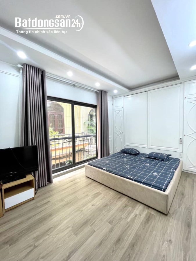 Yên Lạc -Kim Ngưu oto đỗ cửa - thang thoát hiểm- 35m sổ đỏ , nhỉnh 8 tỷ 