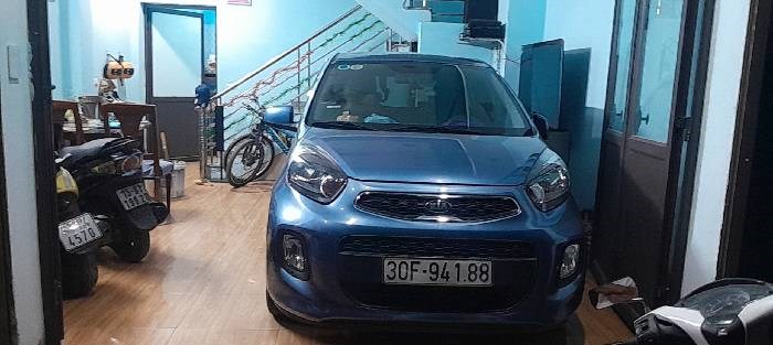 NHÀ PHÂN LÔ OTO ĐỖ TRONG NHÀ SỔ ĐỎ CHÍNH CHỦ Ở THANH TRÌ HÀ NỘI MÀ CHỈ HƠN 3T