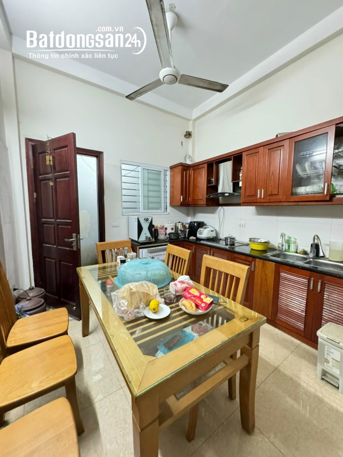  MẶT NGÕ THÔNG-ÔTÔ ĐỖ CỬA-2 THOÁNG-KINH DOANH NHỎ-60M 5T 11xTỶ HỒNG HÀ HOÀN KIẾM