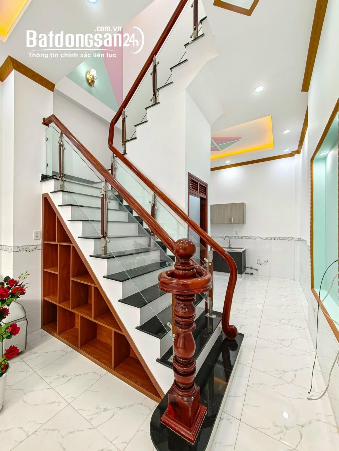 LÊ VĂN QUỚI Đ SỐ 14 BÌNH TÂN ➖️ 38M2 ➖️ 4 ✖ 9.5 ️ 3 TẦNG GIÁ 4.28 TỶ