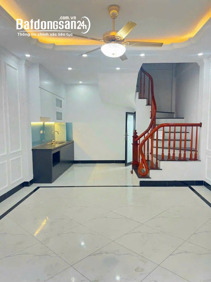 Nhà đẹp Ngõ rộng 2,95 tỷ 4,5 tầng gần đường Lê Trọng Tấn KĐT Dương Nội