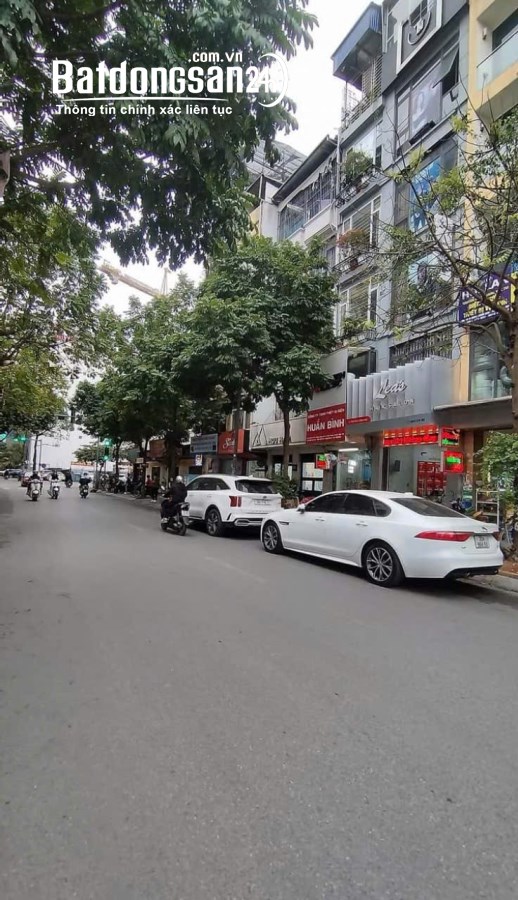 Bán nhà mặt phố Trương Công Giai Cầu Giấy 32mx 1T  giá 16.5 tỷ, vỉa hè đá bóng, KD 