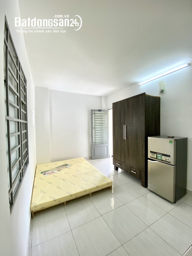 còn duy nhất 1 phòng 20m2 full nội thất ngay huỳnh tấn phát phường bình thuận q7