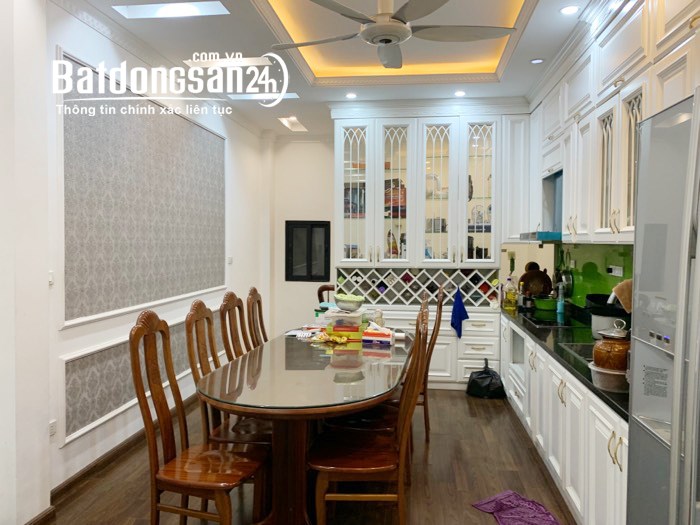Bán nhà Văn Quán 44m2 5 tầng, 2 thoáng, ô tô, kinh doanh 9.5 tỷ.