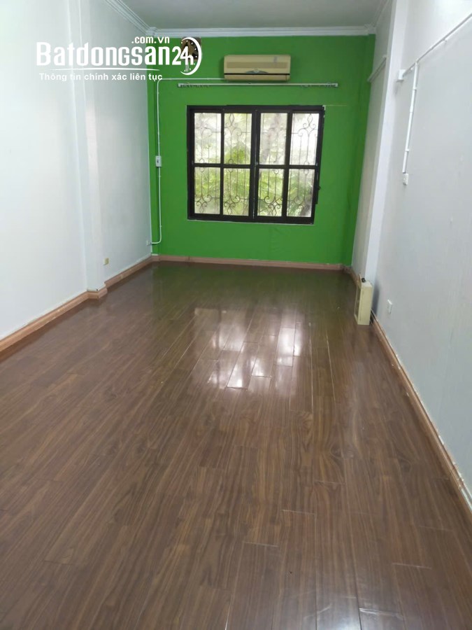 Cho thuê nhà ở Nguyễn Chí Thanh, Đống Đa 20mx 4T - 3 phòng giá 8 triệu