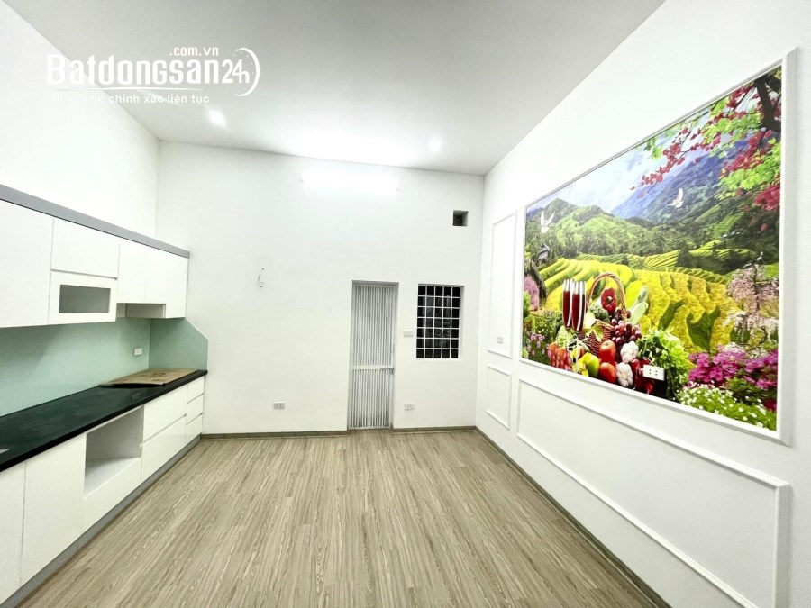 BÁN GẤP CĂN NHÀ NGÃ 6 Ô CHỢ DỪA_42M2 X 5T_6 PHÒNG NGỦ_LÔ GÓC_CHỈ 6.2TỶ.