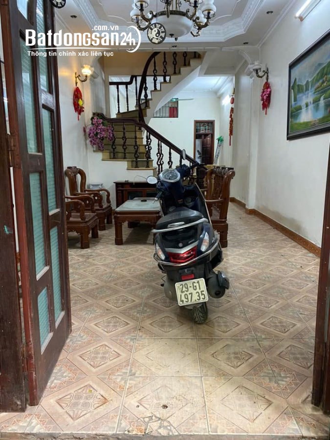 Cho thuê nhà ở Quan Nhân, Thanh Xuân 60m x 4T - 5 ngủ giá 18 triệu, full đồ