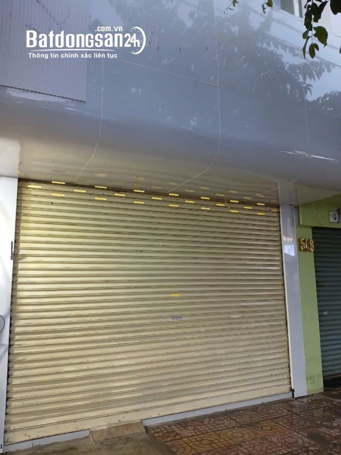 Cho thuê nhà mặt phố Đường Cách Mạng Tháng Tám, Phường 11, Quận 3