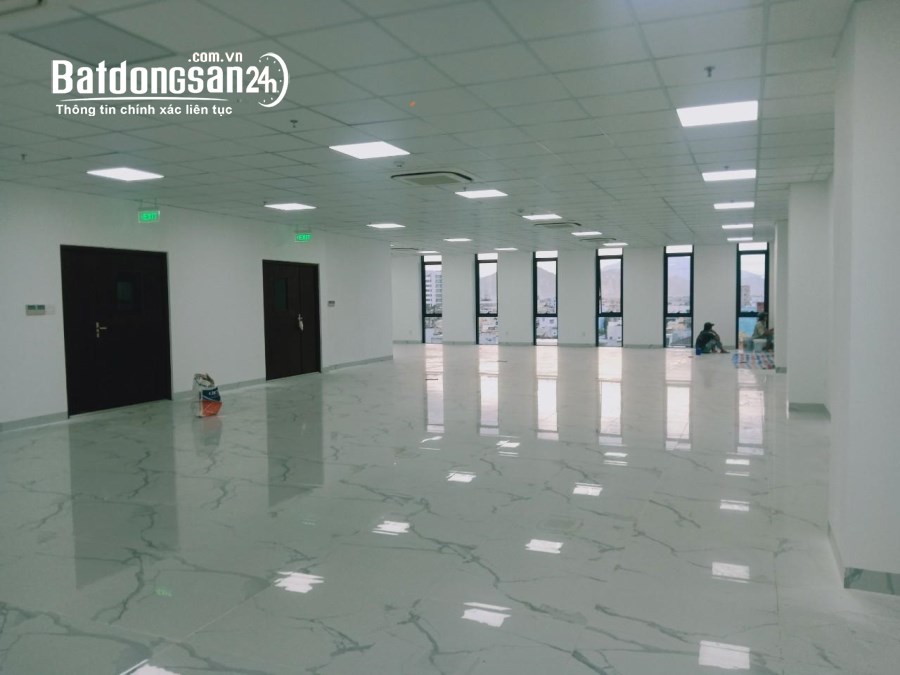 Cho thuê nhà 1 trệt 1 lầu mặt tiền đường Trương Công Định, phường 7 - tiện kinh doanh