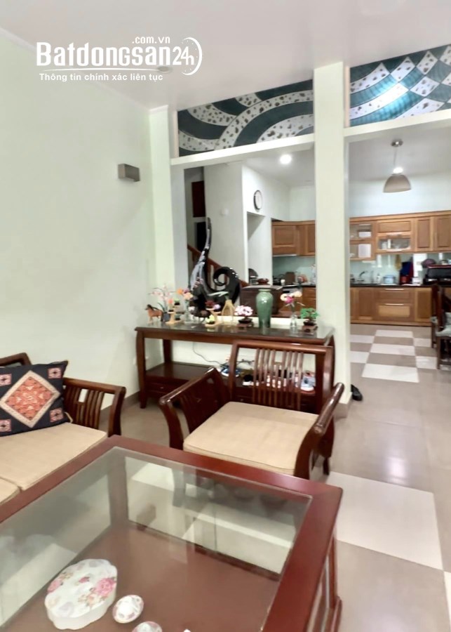 Bán nhà mặt phố Đường Lạc Trung, Phường Vĩnh Tuy, Quận Hai Bà Trưng