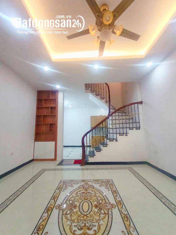 Đẹp Nhất Tầm Giá- 38m2- 5 Tầng-MT 4.5m- Gần Ô tô- Lô Góc Thoáng- Nhỉnh 6 tỷ.