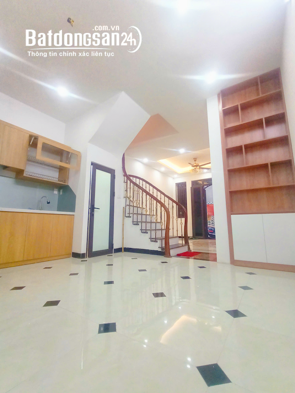 Đẹp Nhất Tầm Giá- 38m2- 5 Tầng-MT 4.5m- Gần Ô tô- Lô Góc Thoáng- Nhỉnh 6 tỷ.