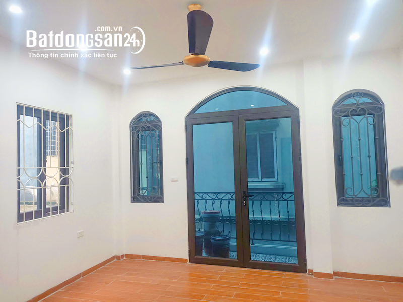 Đẹp Nhất Tầm Giá- 38m2- 5 Tầng-MT 4.5m- Gần Ô tô- Lô Góc Thoáng- Nhỉnh 6 tỷ.