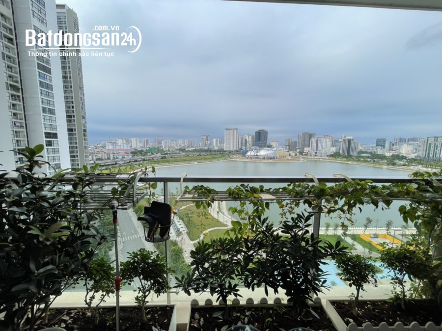 Chuyển nơi ở nên cần cho thuê căn góc view hồ 4PN Vinhomes Skylake tòa S3