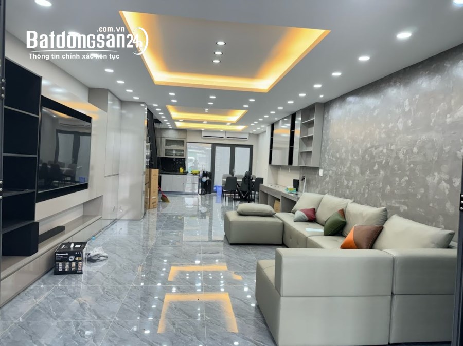 (Thủ Đức)bán nhà MỚI mặt tiền TL43,Phường Bình Chiểu,263m2, 2tầng,14.5tỷ.