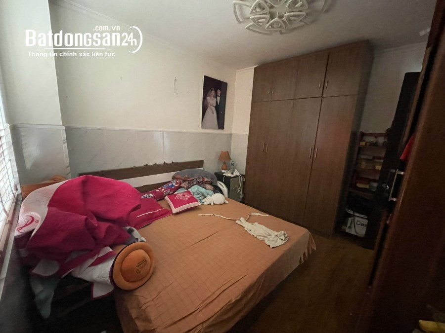 Bán căn hộ chung cư CT13A-CT13B - Ciputra, Đường Võ Chí Công, Quận Tây Hồ