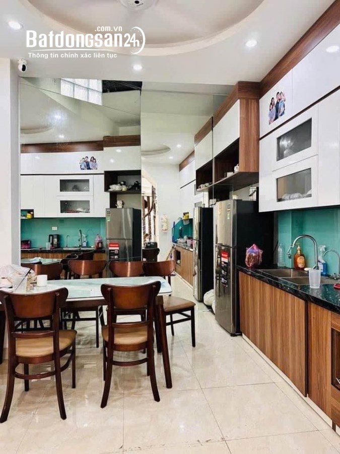 Cô Hồng kẹt tiền bán nhanh nhà HXH Huỳnh Thiện Lộc, Tân Phú, 58m2 chỉ 5.6 tỷ