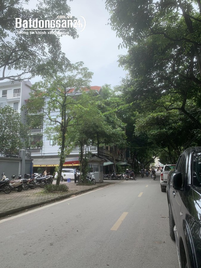 Bán Nhà Khu Đô Thị Định Công. Phân lô ô tô Hai Chiều, Vỉa hè. DT 80m2. Giá 16.8 tỷ.