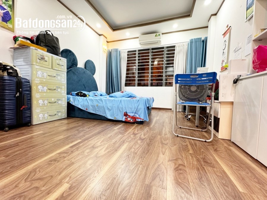Bán nhà Cẩm Văn, Đống Đa 40m2-MẶT NGÕ THÔNG MẶT TIỀN RỘNG – 7.4 tỷ 