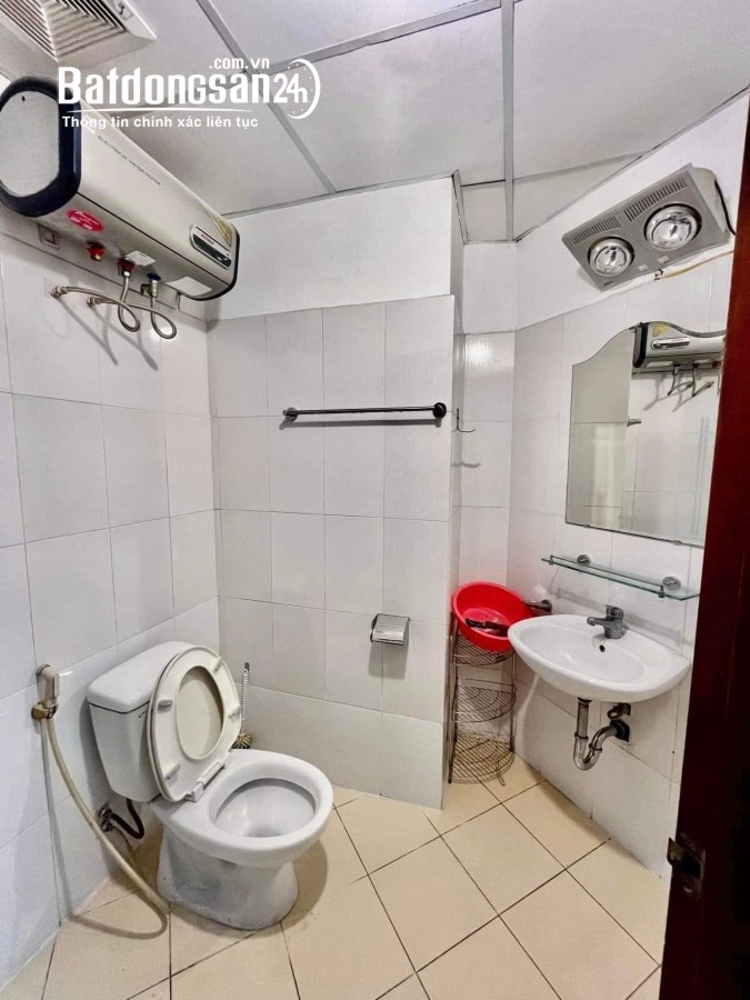 Cho thuê CHCC 57 Vũ Trọng Phụng ,Thanh Xuân. 87m 2 phòng ngủ đủ đồ 12 triệu
