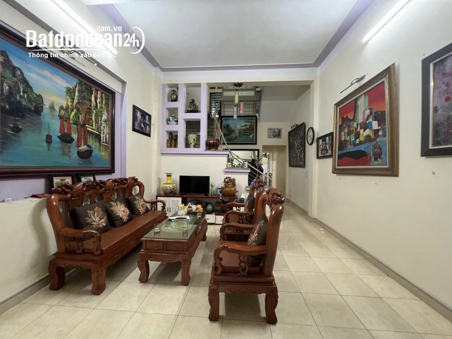 Bán nhà mặt phố phường Tân Bình, TP HD, 2 tầng, 82.7m2, mt 4.43m, 2 ngủ, 2 vs, 3.5 tỷ