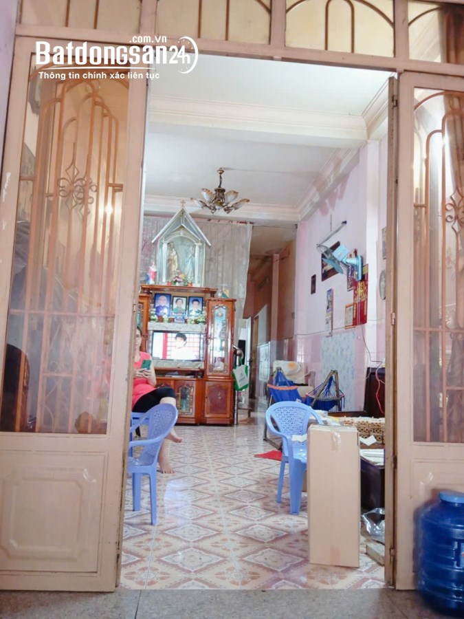 Nhà mặt tiền , 125m2 , 3 lầu , Bình Thạnh , giá 17.1 tỷ .