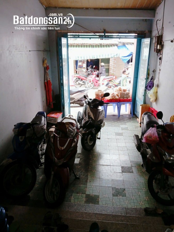 Nhà mặt tiền , 125m2 , 3 lầu , Bình Thạnh , giá 17.1 tỷ .