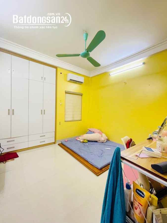 Bán nhà KĐT Văn Quán 50m2 4 tầng, ô tô đỗ cửa, kinh doanh, 8.85 tỷ