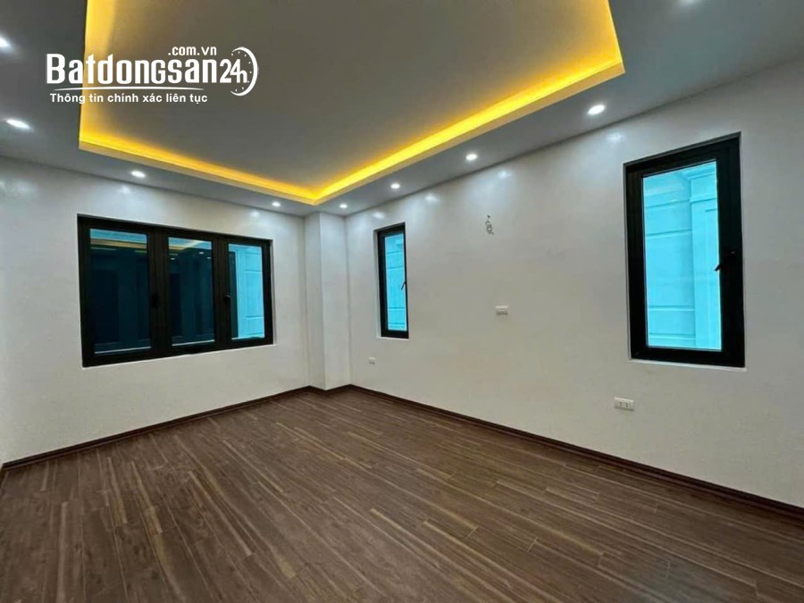 Giá nhỉnh 3 tỷ, sở hữu ngay căn nhà 56m2 Đường Quốc Lộ 6A, Xã Phụng Châu
