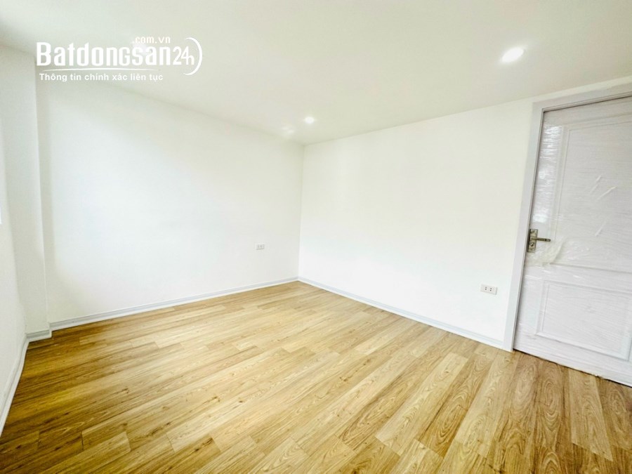 BÁN NHÀ TẬP THỂ MẶT PHỐ TRƯỜNG CHINH – TẶNG NỘI THẤT, AN SINH TUYỆT ĐỈNH, 60M2, GIÁ 2