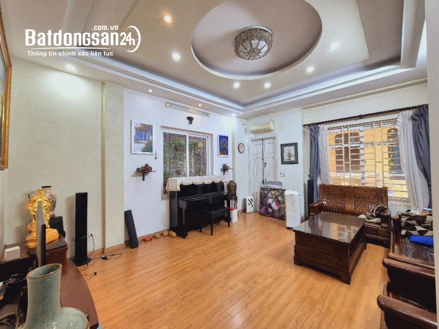 Cho thuê nhà đẹp, PL, ô tô Phạm Tuấn Tài Cầu Giấy 65m x 5T - 6 phòng, 30tr, 3 thoáng