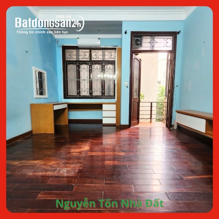 Nhà Hoa Hậu  PHỐ HOÀNG VĂN THÁI Ô TÔ DT 40m2 x 4 TẦNG x MT4,5 NHÀ DÂN