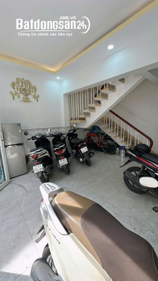 Bán nhà Đường Tô Hiến Thành, Phường 15, Quận 10