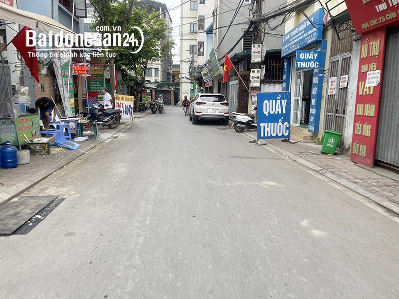 Cần bán 65,5m2 nhà cấp 4 mặt phố Cựu Việt 1, Trâu Quỳ. Hiện đang cho thuê 8tr/tháng