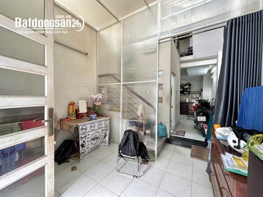 Nhà mặt tiền, 54m2, 4 lầu Nguyễn Đình Chính, Bình Thạnh , giá 13.3 tỷ .