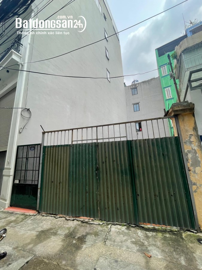 "Bán đất phố Yên Lạc, Hai Bà Trưng 80m, mt 5.5m. Giá: 17 tỷ