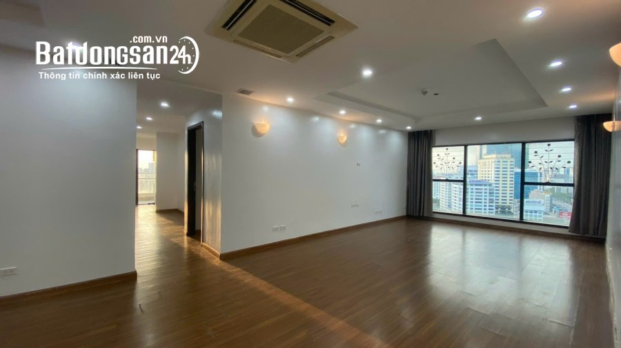 Cho thuê căn hộ chung cư Ngọc Khánh Plaza, Đường Phạm Huy Thông, Quận Ba Đình