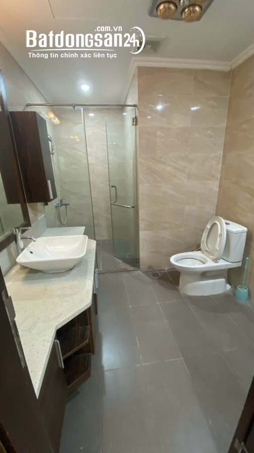 Cho thuê căn hộ chung cư Ngọc Khánh Plaza, Đường Phạm Huy Thông, Quận Ba Đình