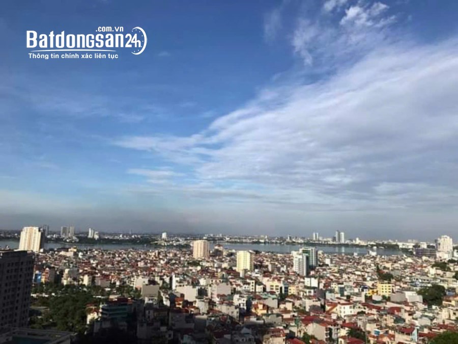 Bán CHCC Học viện quốc phòng căn góc 136m 3PN full đồ view Hồ Tây có lốt đỗ oto giá t