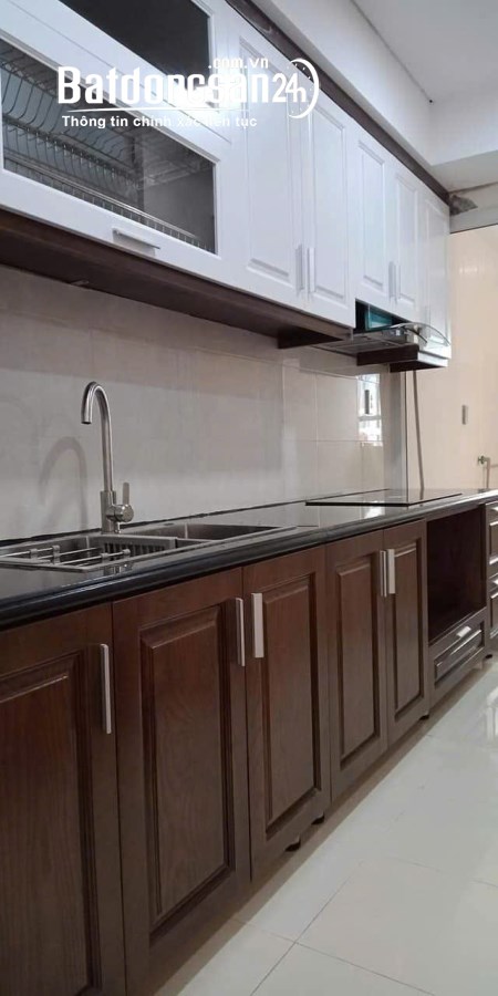 Bán CHCC Học viện quốc phòng căn góc 136m 3PN full đồ view Hồ Tây có lốt đỗ oto giá t