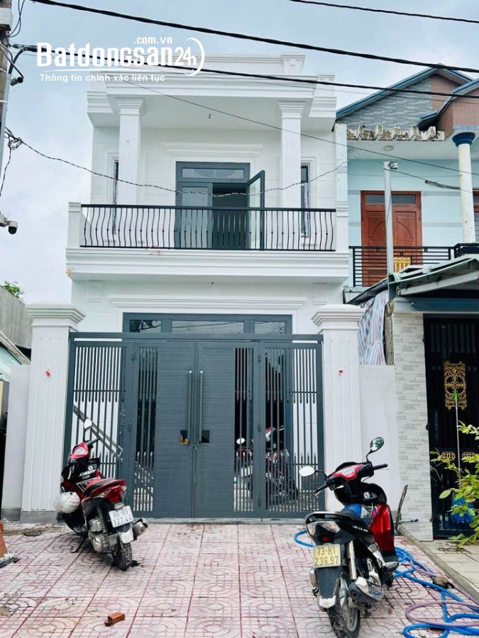 Nhà gác lửng sang trọng liền kề P.Tân Phong. Chỉ trả trước 450 triệu nhận nhà 