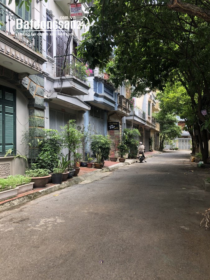 Bán nhà Vĩnh Quỳnh - Thanh Trì - Hà Nội Diện tích 35m2 - xây 4.5 tầng, giá 2.8 tỷ