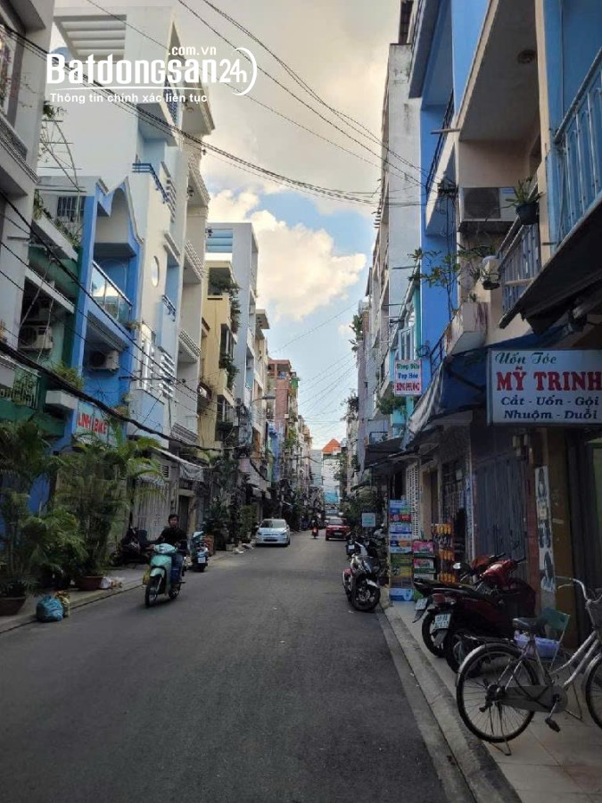 Bán nhà ngay nhà thờ Tân Phước điện tích 45 m2 giá chỉ 3.9 tỷ
