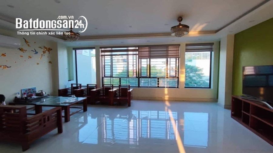 bán nhà mặt phố Long Biên, 1 mặt ngõ, 96m x 6 tầng, MT 6m, thang máy,