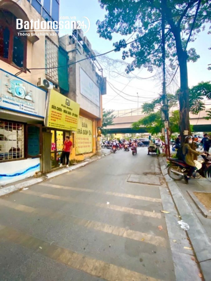 Bán nhà mặt ngõ lớn đường Phạm Văn Đồng, Mai Dịch, Cầu Giấy 80m x4T mt 15m đường nhựa