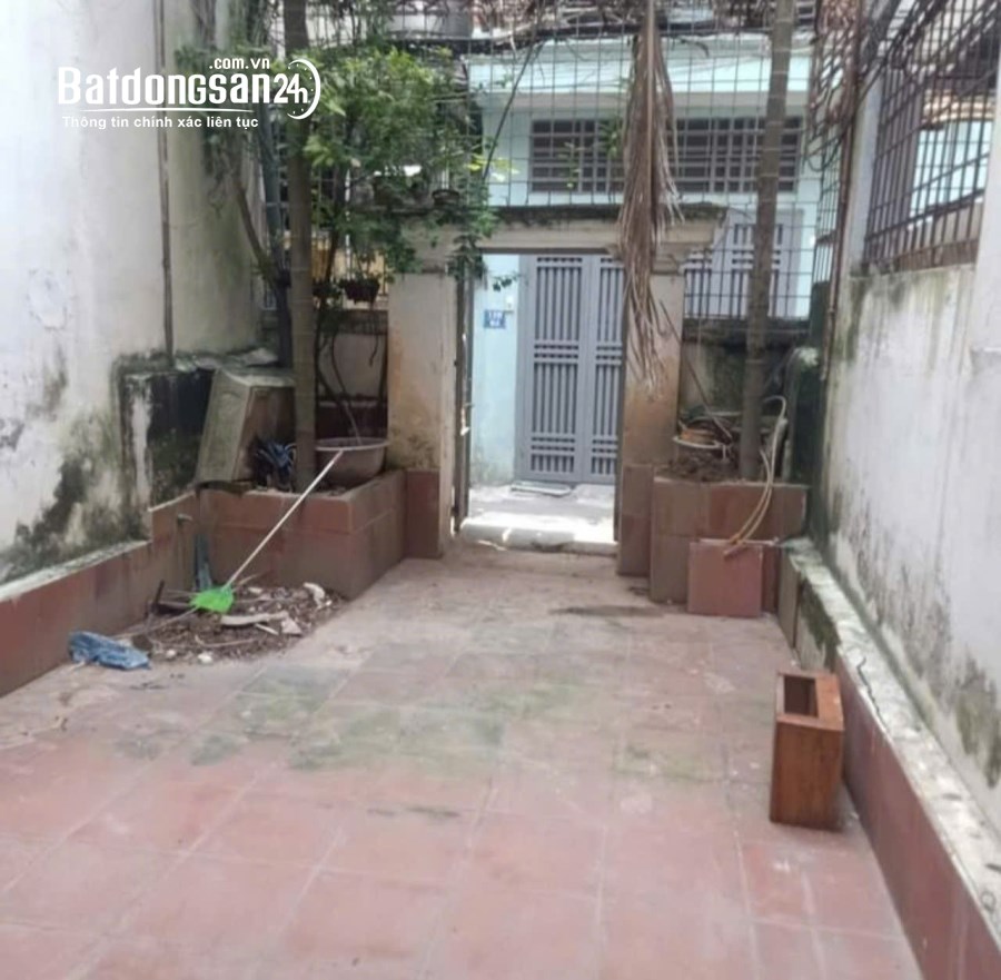 Bán nhà Mai Dịch Cầu Giấy 72.5m x 2t giá 10.5 tỷ, xây CHDV, ngõ nông, thông, gần ô tô