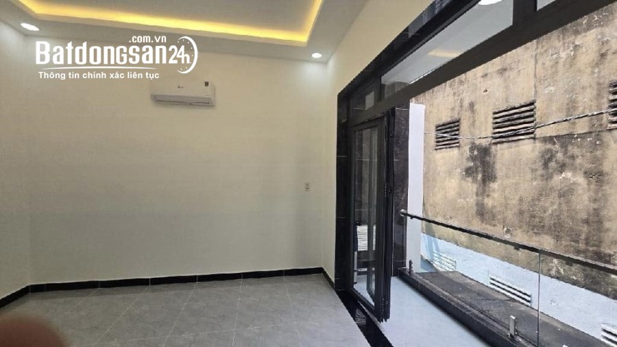 NHÀ ĐẸP TRUNG TÂM QUẬN 5, Đường Trần Phú, XÁCH VA LY VÀO Ở NGAY