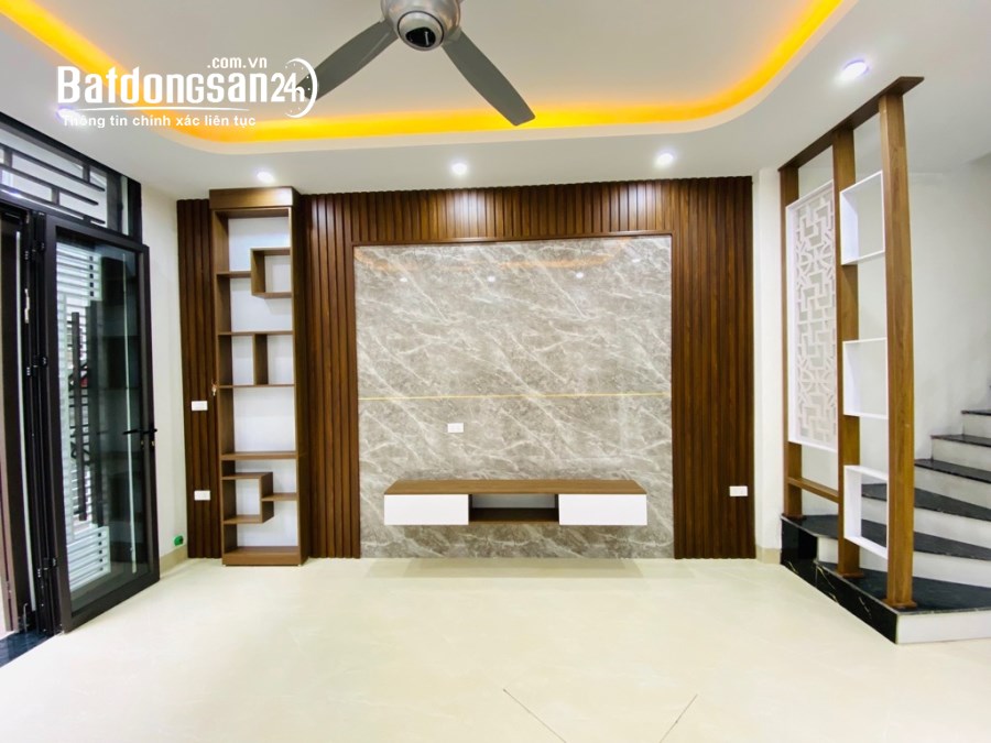 Bán nhà Đại Mỗ 35m2 Mặt thoáng 6.5m, ngõ nông, dân xây, ô tô gần 4.5tỷ